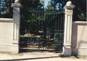 portón